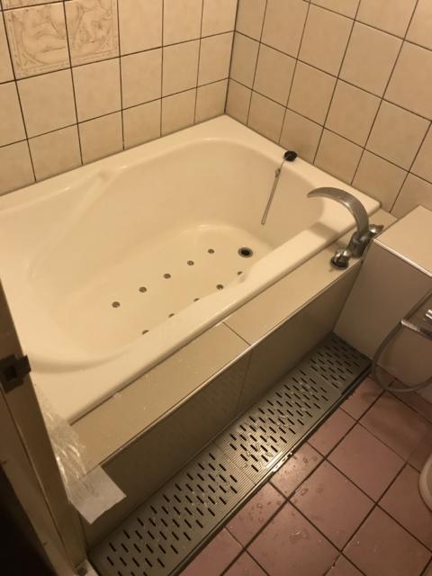 HOTEL GOLD(ホテル ゴールド)(川崎市川崎区/ラブホテル)の写真『（502号室）浴室』by こーめー