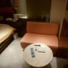 ホテルLALA33(豊島区/ラブホテル)の写真『405　ソファーとテーブル』by ゆかるん