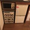 21 （トゥエンティワン）(静岡市駿河区/ラブホテル)の写真『111号室 冷蔵庫、レンジ、アダルトグッズ販売機』by まさおJリーグカレーよ