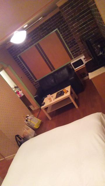 ホテル ルポ(墨田区/ラブホテル)の写真『302号室、ベッド側からの全景。』by キジ