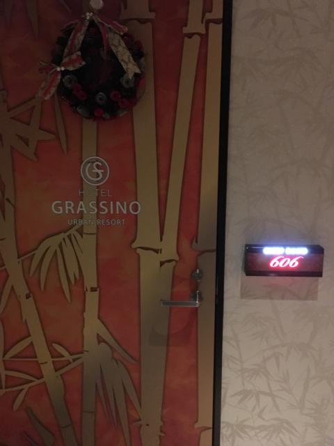 HOTEL GRASSINO URBAN RESORT 浦和 （ホテルグラッシーノアーバンリゾートウラワ）(さいたま市緑区/ラブホテル)の写真『606号室の玄関ドア』by 口コミ野郎