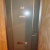 HOTEL Fine(ファイン)(新宿区/ラブホテル)の写真『305号室のドア』by おこ