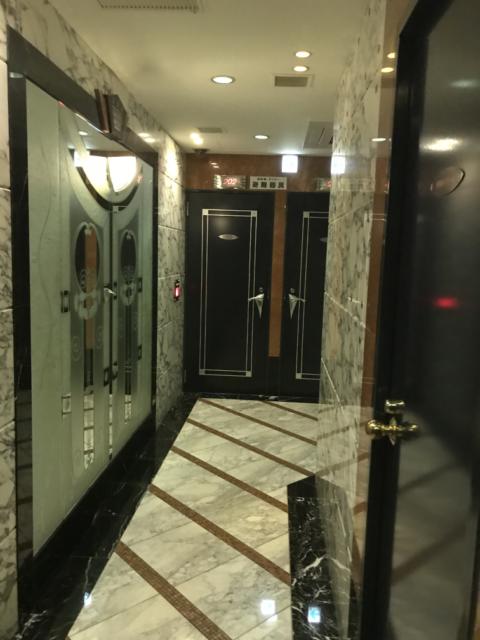 ビーナス(新宿区/ラブホテル)の写真『2階の廊下』by 少佐