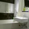 HOTEL SARD（サード）(豊島区/ラブホテル)の写真『102号室（浴室はトイレと洗面台が1つとなっているタイプです）』by 格付屋