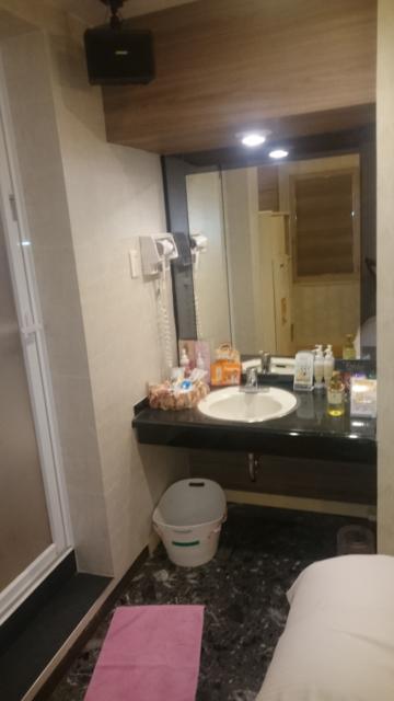 HOTEL runa3(ルーナ3)(船橋市/ラブホテル)の写真『501 綺麗な洗面廻り』by カズくん さいたま代表