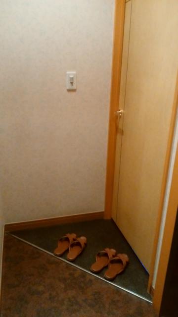 HOTEL STATION スクエア(台東区/ラブホテル)の写真『406号室の玄関。』by オレの地雷を越えてゆけ！