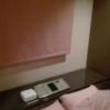 SUN PALACE(台東区/ラブホテル)の写真『206号室　ベッド周り』by カモメの民兵さん