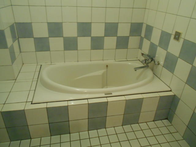 Re･stay（レステイ）府中(府中市/ラブホテル)の写真『603号室、浴槽』by もんが～
