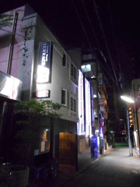 テラスM(国分寺市/ラブホテル)の写真『夜の外観』by もんが～