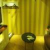 ホテルCLAiRE（クレア）(渋谷区/ラブホテル)の写真『106号室のﾍﾞｯﾄ側から見た応接間です。』by キジ