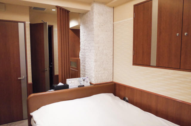 HOTEL GARNET（ガーネット)(千葉市中央区/ラブホテル)の写真『302号室　全景』by INA69