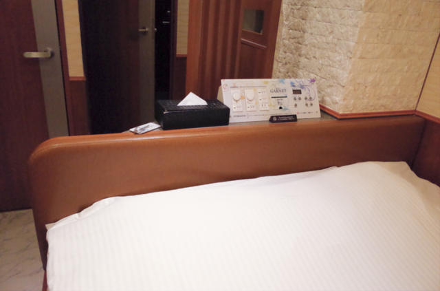 HOTEL GARNET（ガーネット)(千葉市中央区/ラブホテル)の写真『302号室　ベッドヘッド』by INA69