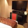 ホテル モアナ大塚(豊島区/ラブホテル)の写真『204のベッドルームに入ったところ。正面にテレビがあります。』by ゆうじい