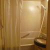 HOTEL K(新宿区/ラブホテル)の写真『305号室（浴室はユニットバスになっています）』by 格付屋