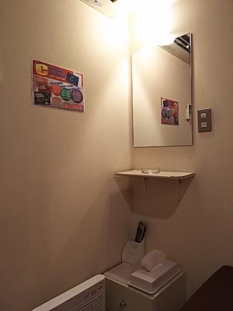 レンタルルーム コスモス(千代田区/ラブホテル)の写真『101号室鏡』by 巨乳輪ファン