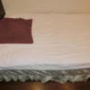 レンタルルーム オーロラ(荒川区/ラブホテル)の写真『305号室のベッド(セミダブルでしょうか？)』by おこ