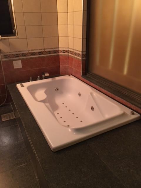 ニューヨーク(足立区/ラブホテル)の写真『506号室 浴槽』by 来栖