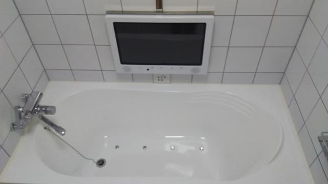 HOTEL555錦糸町店(墨田区/ラブホテル)の写真『603号室。 湯槽です。二人で何とかです。』by キジ