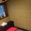 レンタルルーム 海の幸(荒川区/ラブホテル)の写真『205号室　ベッド周り2』by カモメの民兵さん