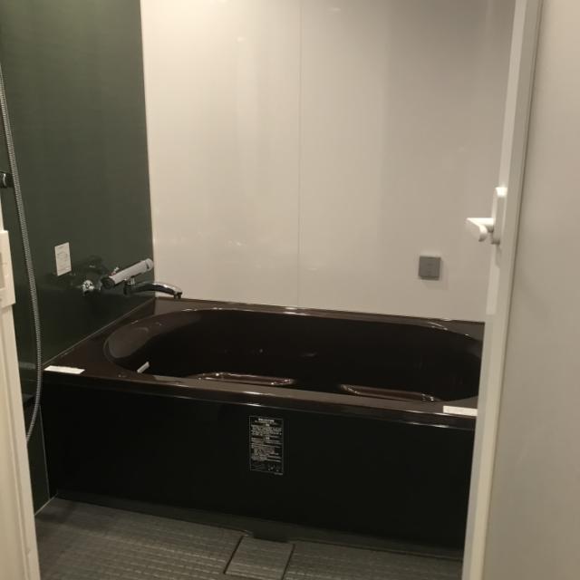 ラピア(新宿区/ラブホテル)の写真『405号室の浴室⑤』by 少佐