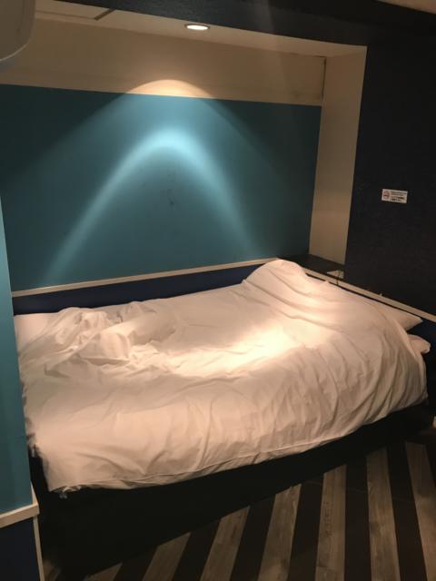 池袋パークサイドホテル(豊島区/ラブホテル)の写真『406 ベッド』by 夢幻人