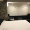 ホテル アトランタ(豊島区/ラブホテル)の写真『304号室、室内、ベッド、ソファ、テーブル』by ACB48