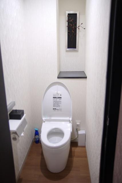 HOTEL IROHA（イロハ）(港区/ラブホテル)の写真『105号室　洗浄機能付きトイレ』by マーケンワン