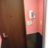 レンタルルーム オレンジロード(墨田区/ラブホテル)の写真『6号室  左入口&amp;右シャワー室』by ところてんえもん