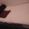 レンタルルーム オーロラ(荒川区/ラブホテル)の写真『303号室のベッド【セミダブルでしょうか？ビニールではなく、普通のベッドです】』by たけのこ
