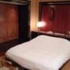 ラモード新宿(新宿区/ラブホテル)の写真『213号室　ベッド1』by ところてんえもん