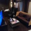 アラウダリゾート国立(国立市/ラブホテル)の写真『315号室、ソファーとTV』by おむすび