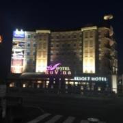 ルーヴィナ リゾートホテル(蒲郡市/ラブホテル)の写真『夜の外観』by まさおJリーグカレーよ