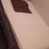 レンタルルーム オーロラ(荒川区/ラブホテル)の写真『203号室のベッド【ビニール製ではなく、普通のベッドです。セミダブル？】』by たけのこ