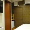 HOTEL ALLURE（アリュール）(渋谷区/ラブホテル)の写真『103号室（部屋隅から入口方向）』by 格付屋