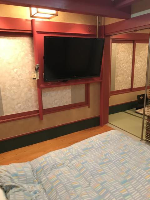 ホテルいいじま(新宿区/ラブホテル)の写真『ベッドルーム③』by 少佐