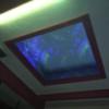 ホテルいいじま(新宿区/ラブホテル)の写真『ベッドルームの灯りを落とした時の天井』by 少佐