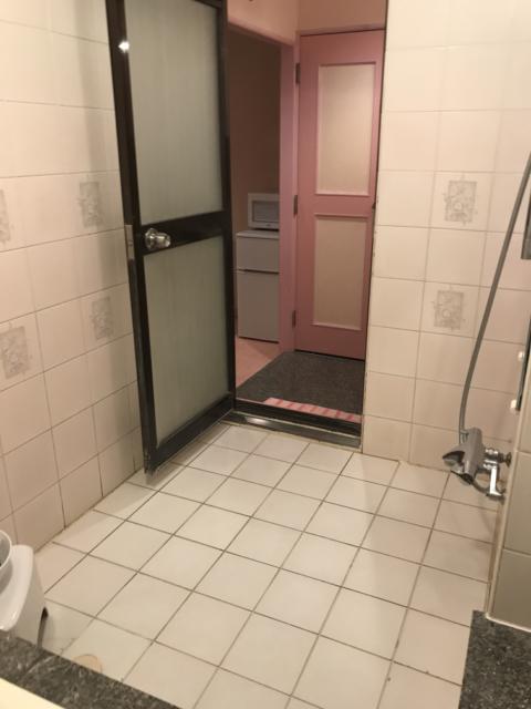 ラピア(新宿区/ラブホテル)の写真『407号室の浴室③』by 少佐