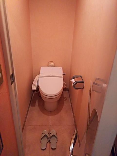 XO新宿(新宿区/ラブホテル)の写真『510号室 トイレ』by 巨乳輪ファン