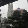ホテルシティ(立川市/ラブホテル)の写真『昼の外観 木が邪魔ですが…』by タウラス