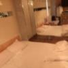 XO新宿(新宿区/ラブホテル)の写真『510号室ベッドと鏡』by こういち