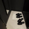 HOTEL COMFY（コンフィ）(川口市/ラブホテル)の写真『202号室　玄関　スリッパの質は高い！』by INA69