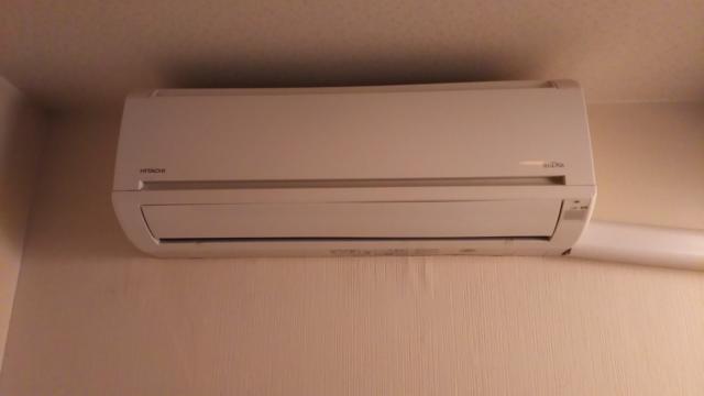 レンタルルーム オーロラ(荒川区/ラブホテル)の写真『２０２号室のエアコン』by たけのこ