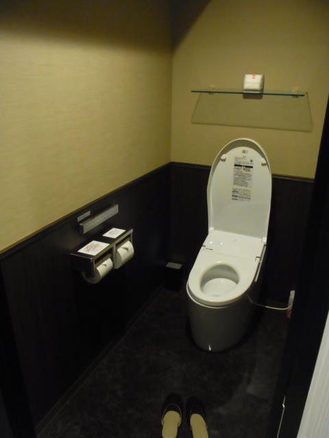HOTEL 31（サーティワン)(船橋市/ラブホテル)の写真『402号室 トイレ』by ホテルレポったー