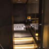 HOTEL SENSE(センス)(新宿区/ラブホテル)の写真『507号室　浴室内の階段』by INA69
