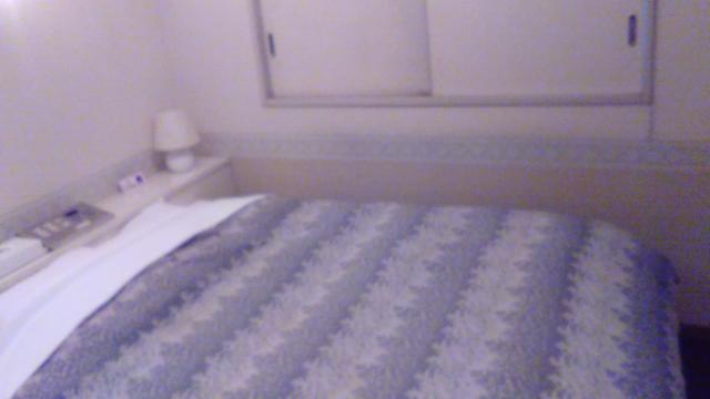 ホテル ワールド(豊島区/ラブホテル)の写真『212号室　ベッド』by くんにお