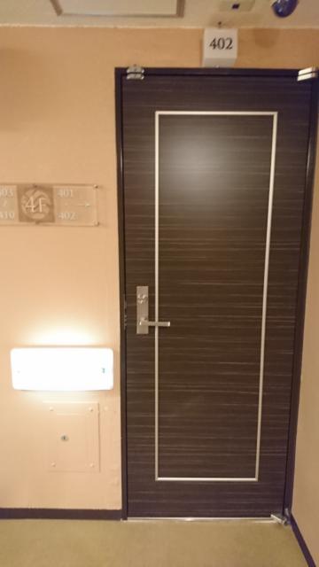 HOTEL RIO（リオ）(新宿区/ラブホテル)の写真『402号室 部屋前(チャイム無し)』by なめろう
