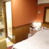 HOTEL STATION リオン(台東区/ラブホテル)の写真『401号室　ベットと奥が浴室』by シンカー