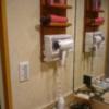 HOTEL STATION スクエア(台東区/ラブホテル)の写真『203号室　洗面台横の備品類（髪のセット器具が充実装備）』by YOSA69