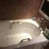 CHARME鶯谷１（シャルム）(台東区/ラブホテル)の写真『305号室　バスタブと22型浴室TV』by YOSA69