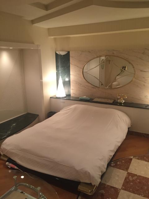 ラモード新宿(新宿区/ラブホテル)の写真『612号室ベッド』by きーくん